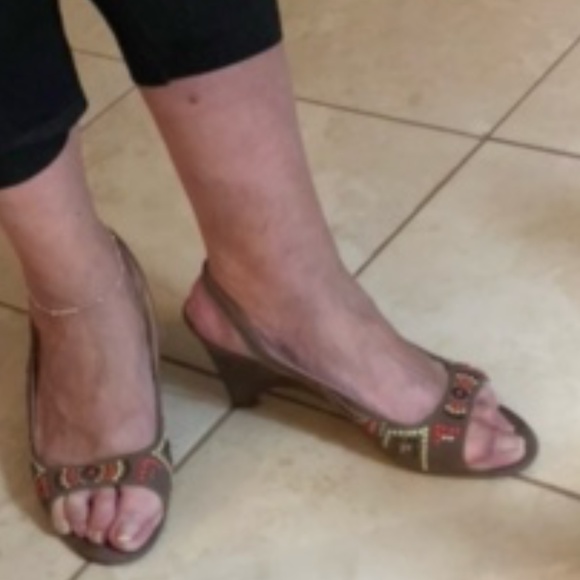 Sacha  London suede wedge sandal - Picture 8 of 9